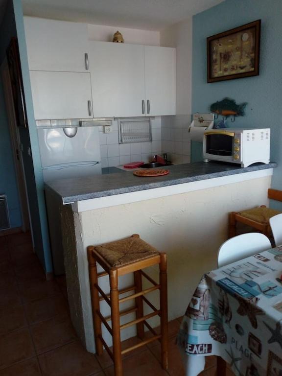 Gruissan Appartement Calme, Vue Sur Port De Plaisance -Clim, Empl.Parking Exteriör bild