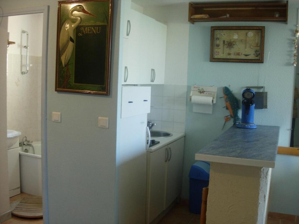 Gruissan Appartement Calme, Vue Sur Port De Plaisance -Clim, Empl.Parking Exteriör bild