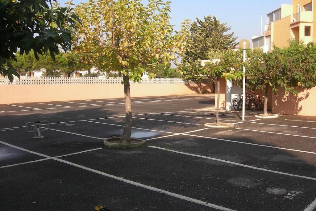 Gruissan Appartement Calme, Vue Sur Port De Plaisance -Clim, Empl.Parking Exteriör bild