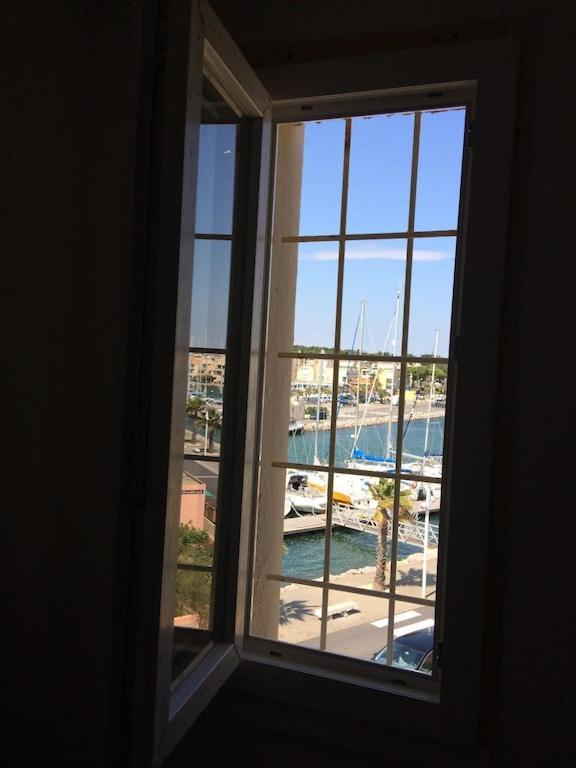 Gruissan Appartement Calme, Vue Sur Port De Plaisance -Clim, Empl.Parking Exteriör bild