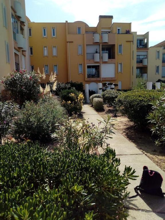 Gruissan Appartement Calme, Vue Sur Port De Plaisance -Clim, Empl.Parking Exteriör bild
